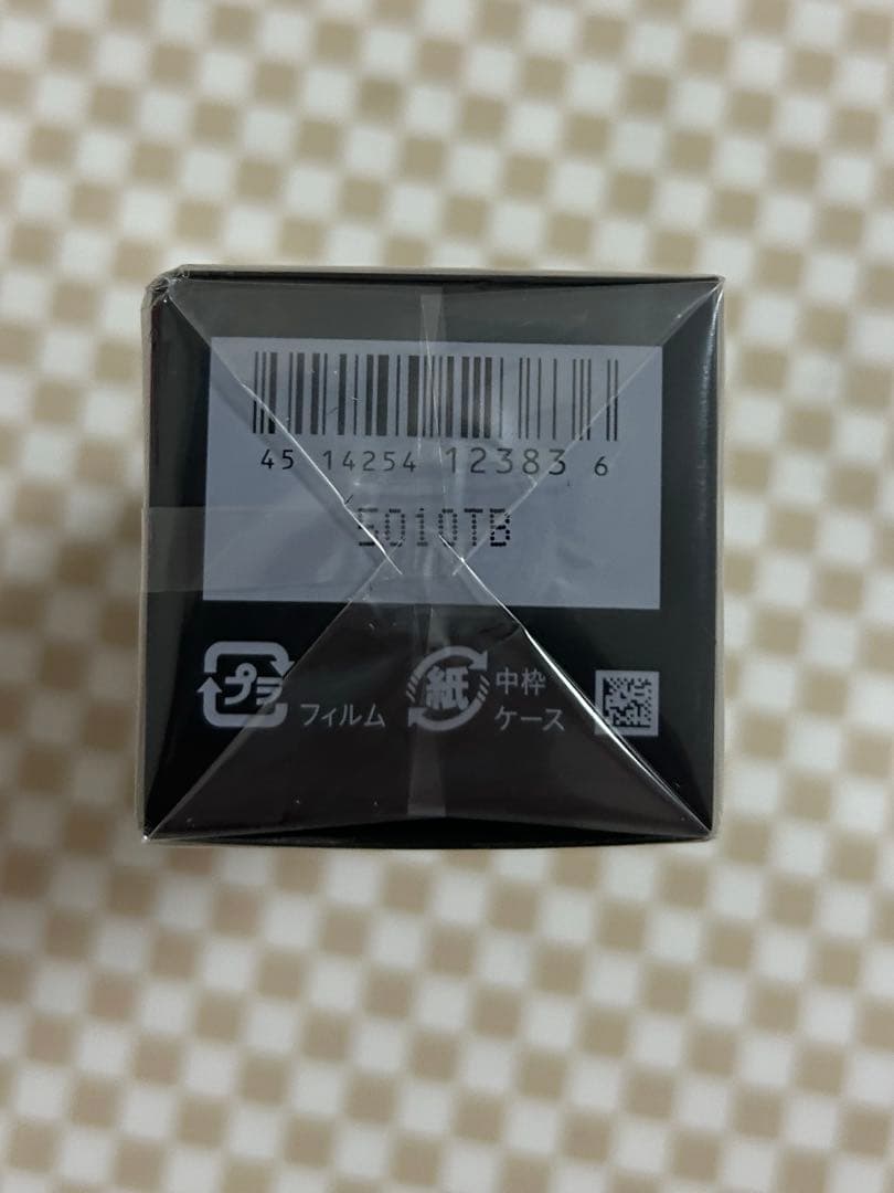 【新品未開封】クレドポーボーテ　シナクティフクレームイユーn レフィル　20g