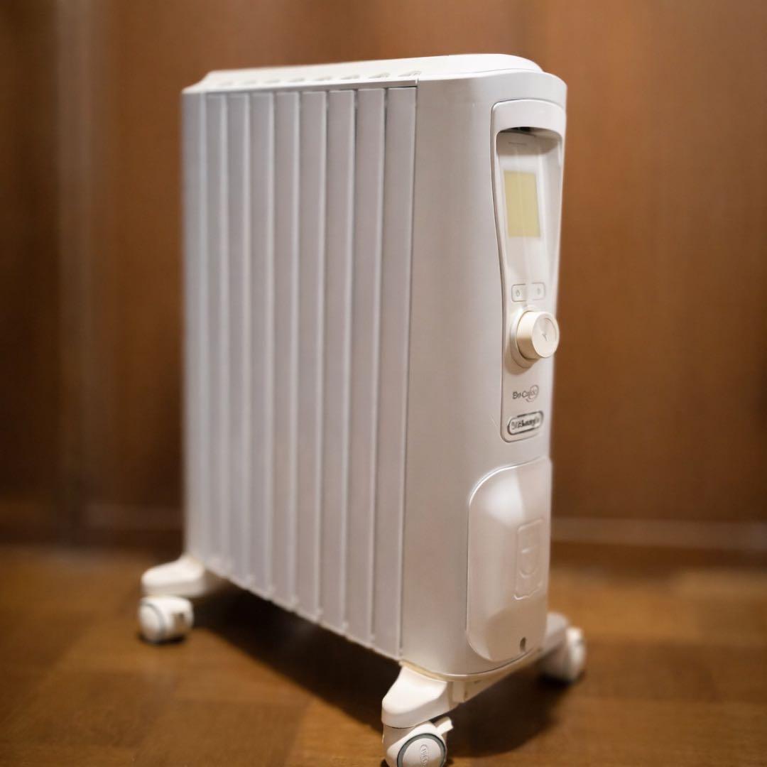 【美品】DeLonghi オイルヒーター ホワイト　RHJ75V0815