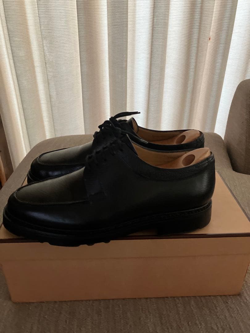 ジョンロブ ウゼス