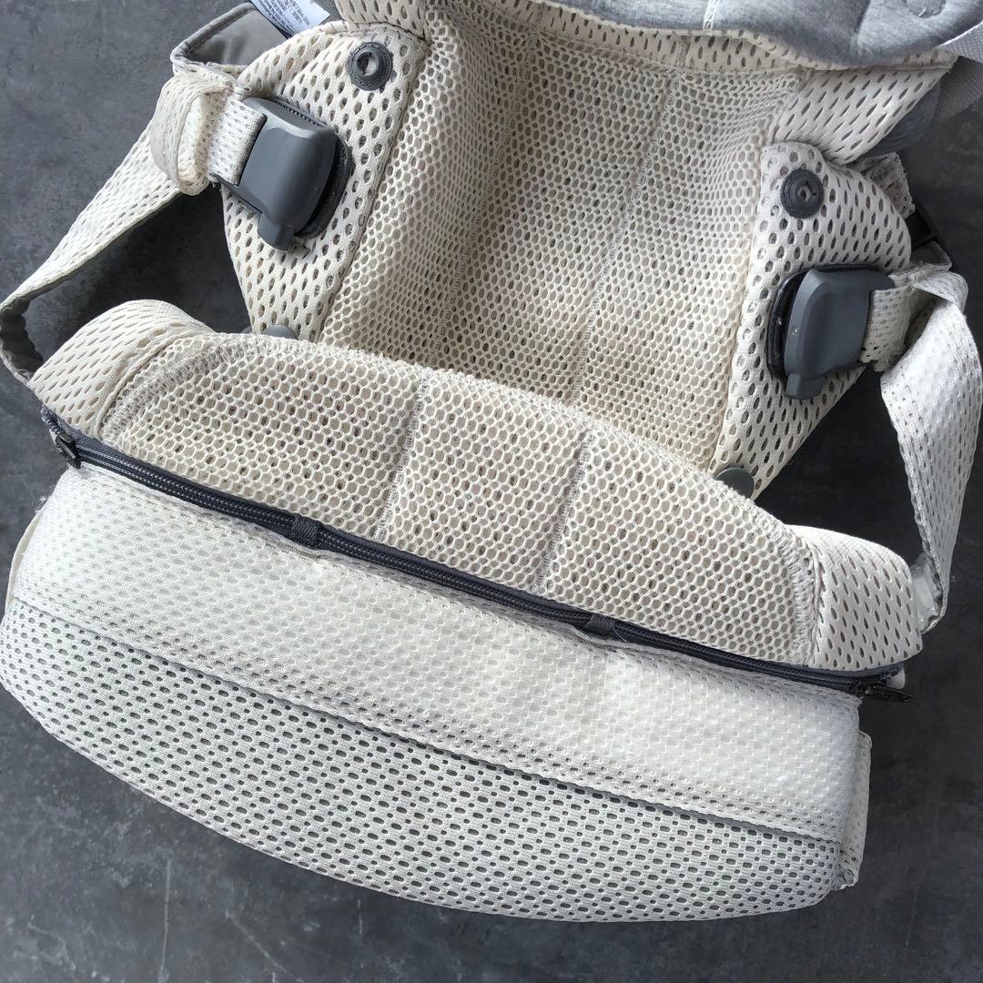 美品　人気　最上級モデル　ベビービョルン　抱っこ紐　ハーモニー　クリーム　箱付き