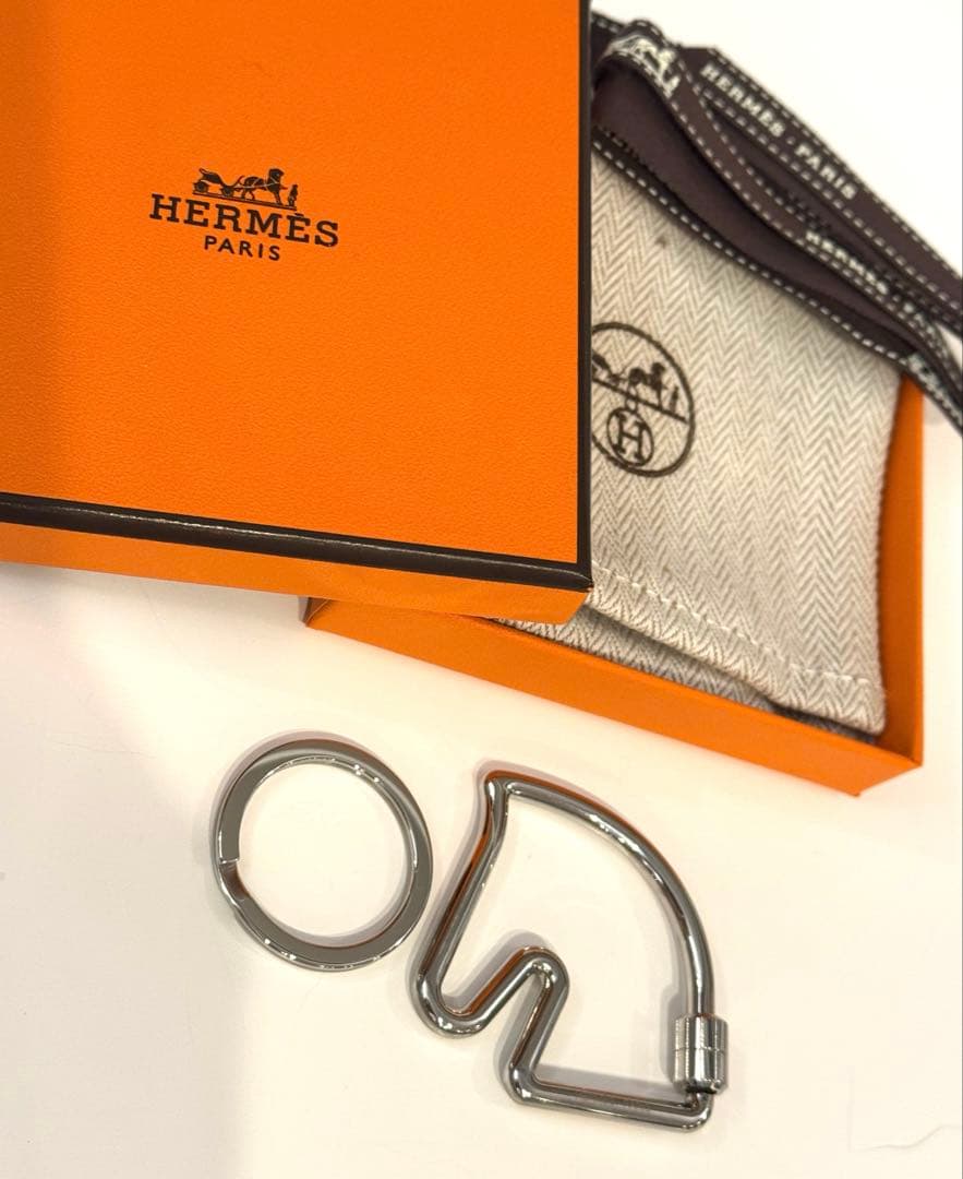 Hermes エルメス シュバル キーリング チャーム シルバー メタル