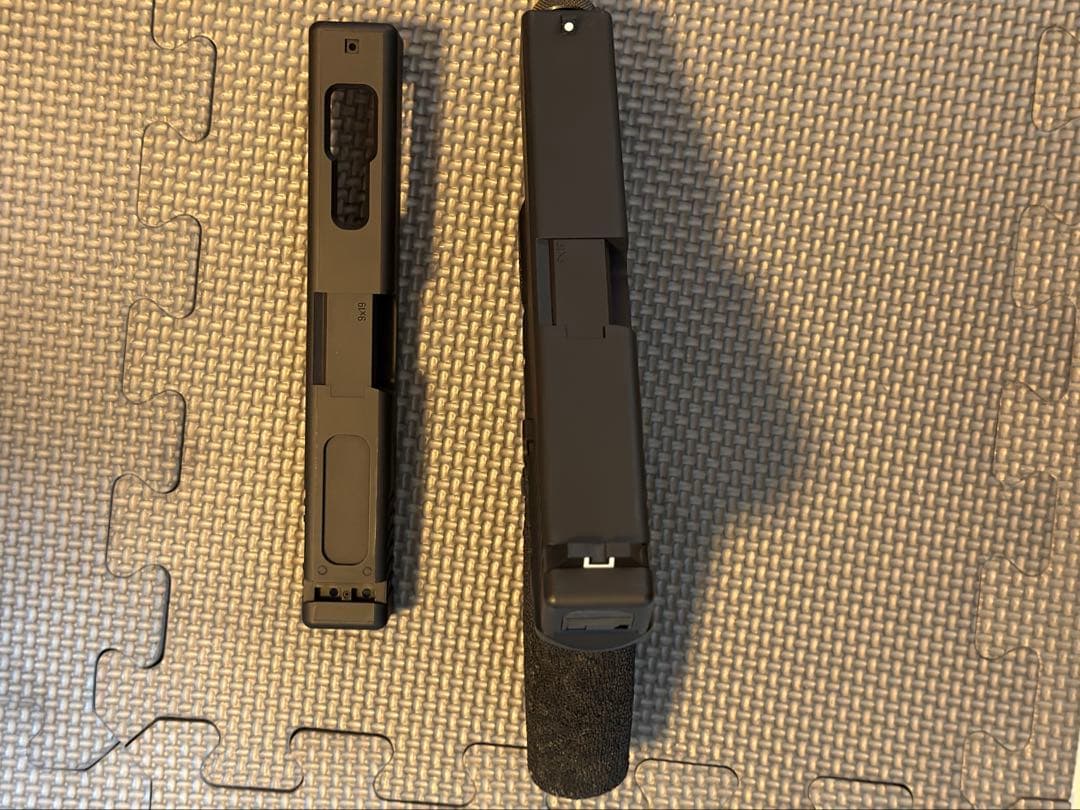 東京マルイ電動ハンドガン　G18C