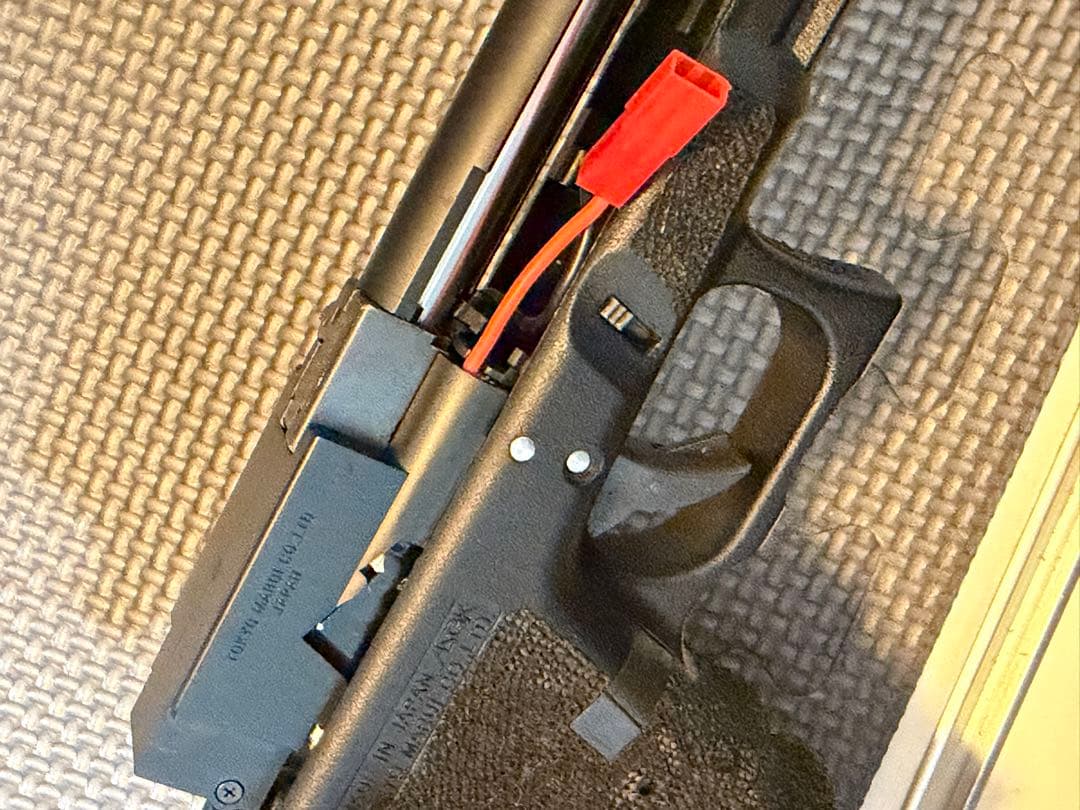 東京マルイ電動ハンドガン　G18C