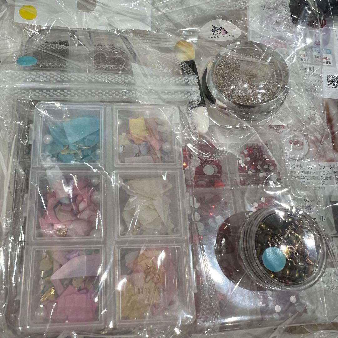 ネイルアート用ジェルネイルセット　セルフネイルに！！