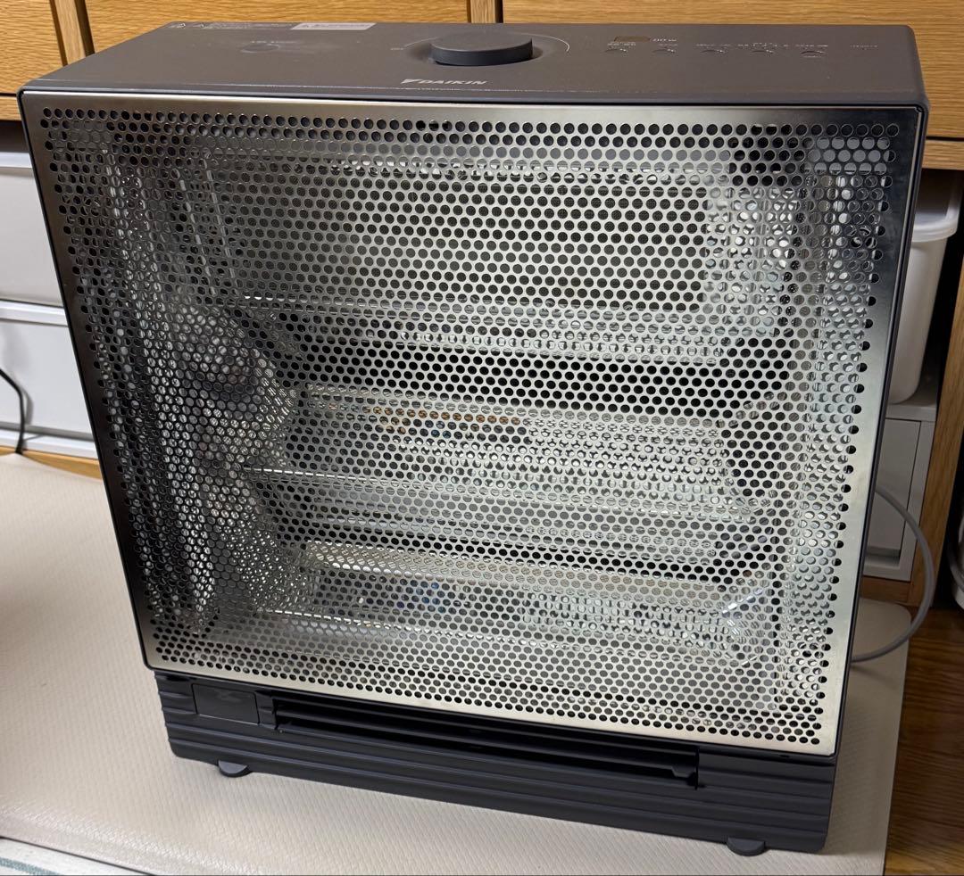 ダイキン　ハイブリッドセラムヒート　WRH134AS-H 遠赤外線暖房機　美品