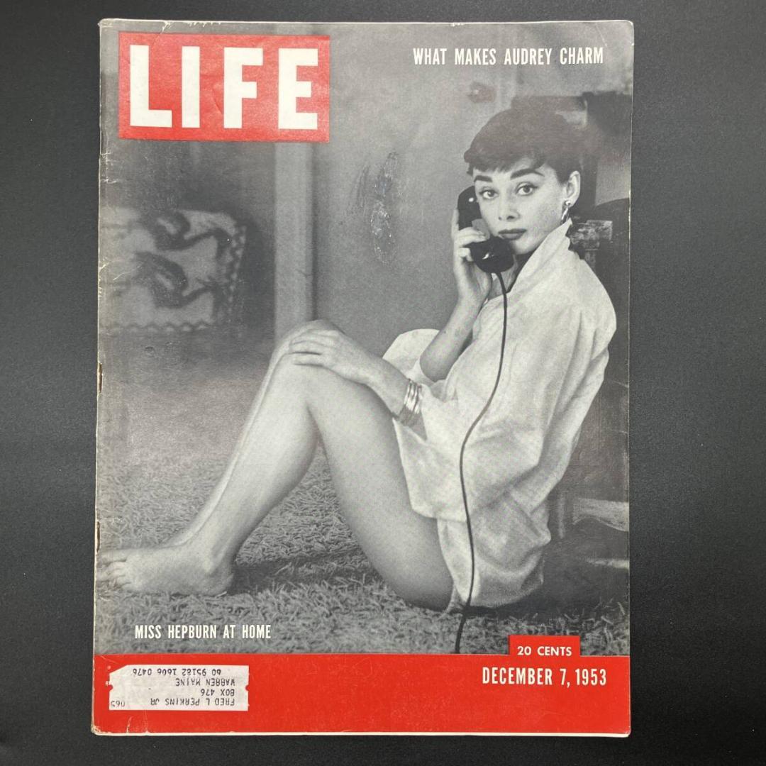 1950年代　当時物　オードリーヘップバーン 表紙　LIFE誌　ビンテージ雑誌
