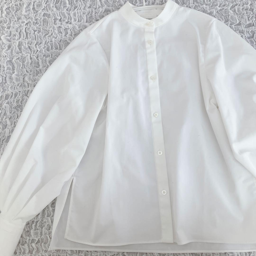 美品yori / ヨリ　shirocon ホイップカラーブラウス　白