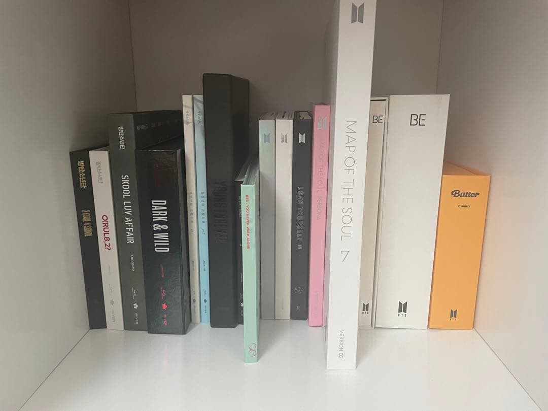 バンタン BTS アルバム グッズ