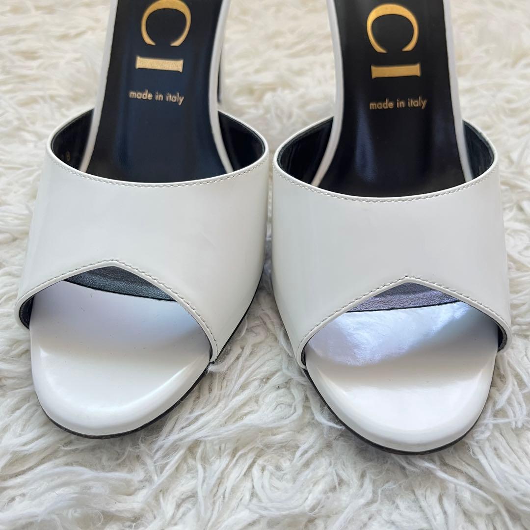 美品　グッチ ミュール サンダル オープントゥ白 ピンヒール 39 イタリア