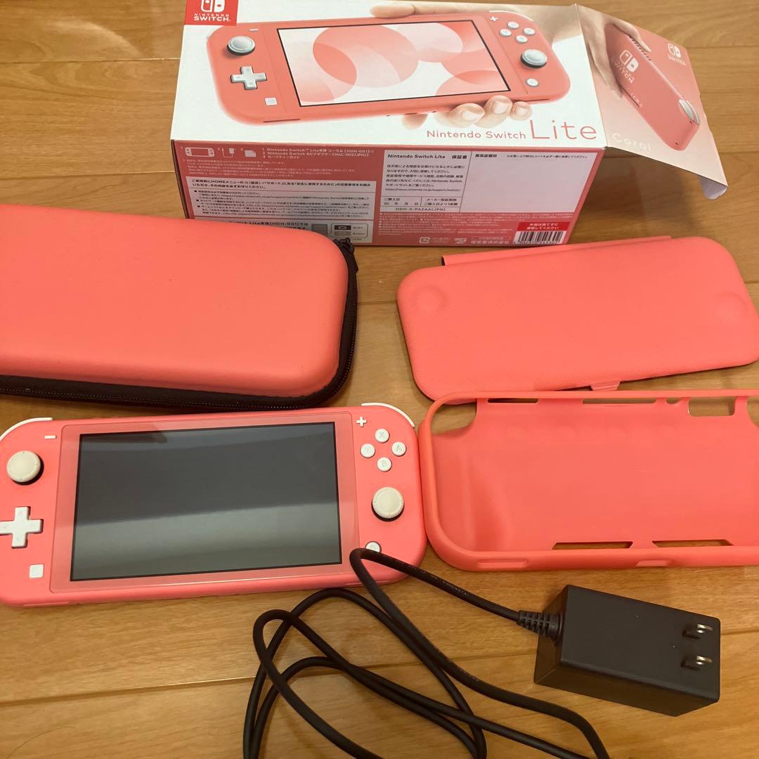 任天堂Switch lightコーラル