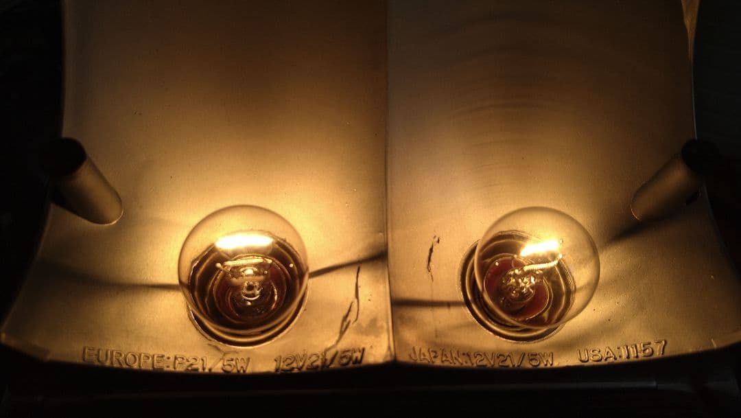 ゼファー400　純正　テールランプ　ユニット