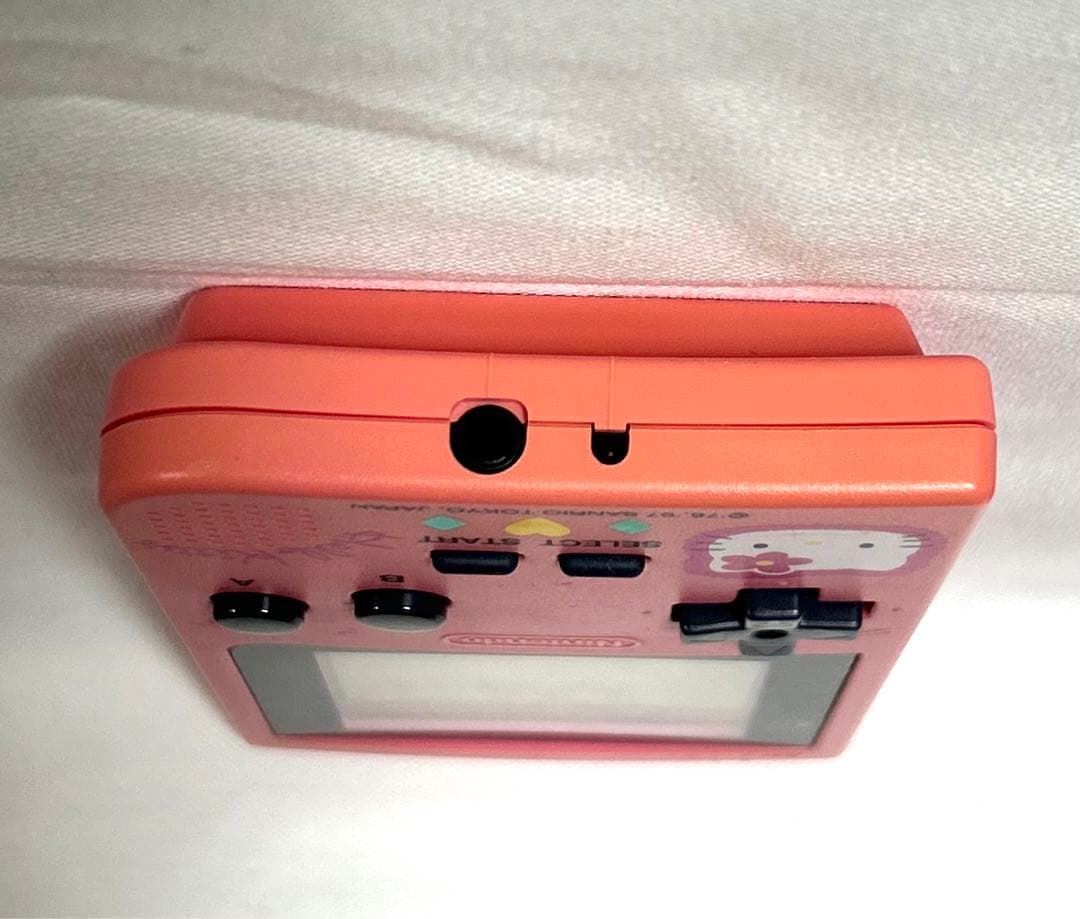 ニンテンドー　ゲームボーイポケット　ハローキティーちゃん　限定版