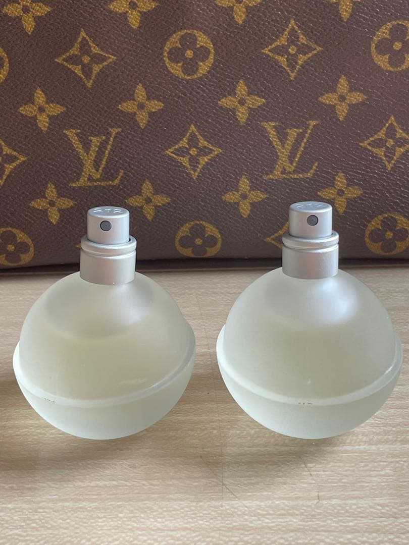 キャロライナへレラ 212 100ml 正規品