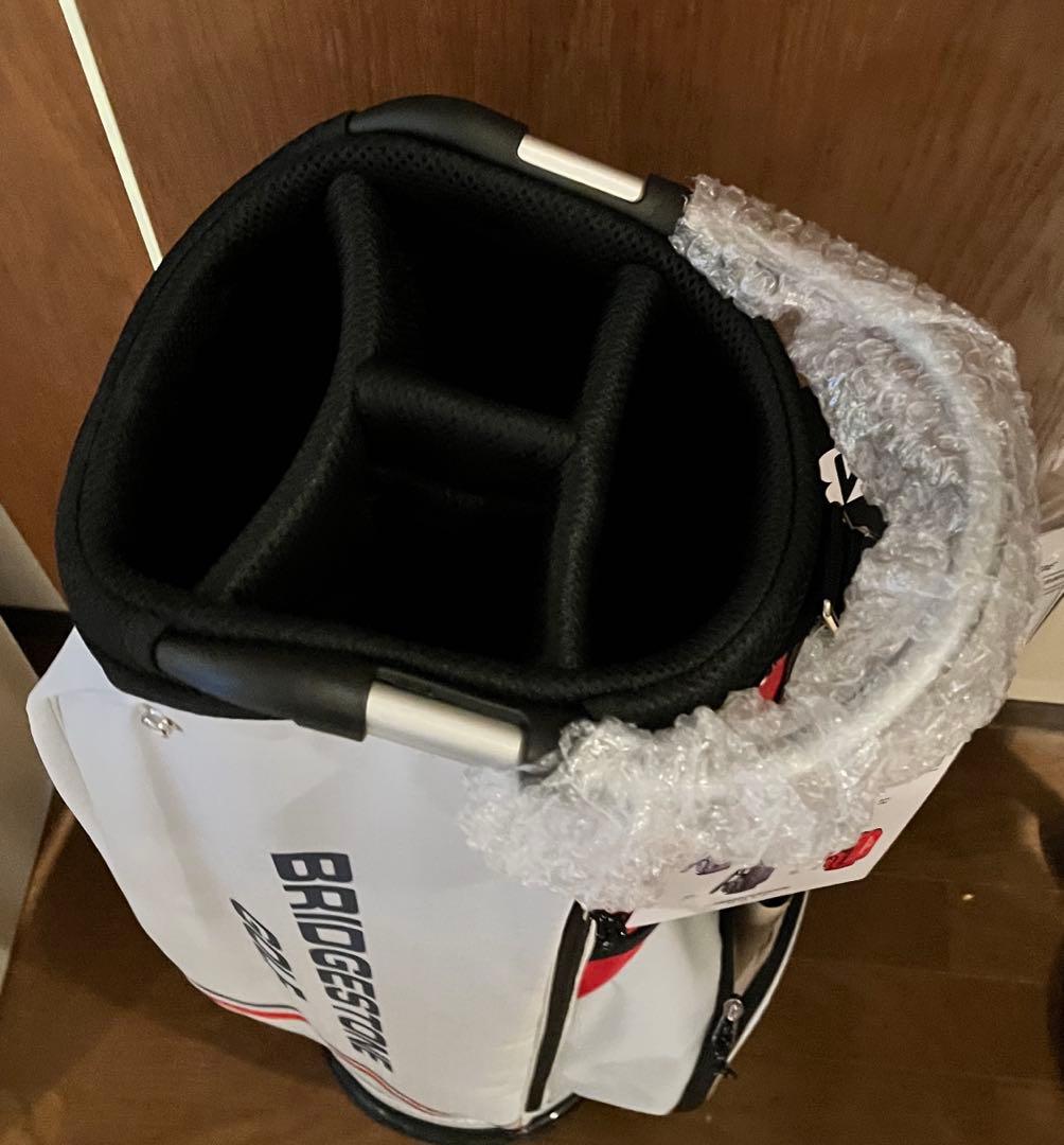 ブリヂストン　ゴルフバッグ新品タグ付き