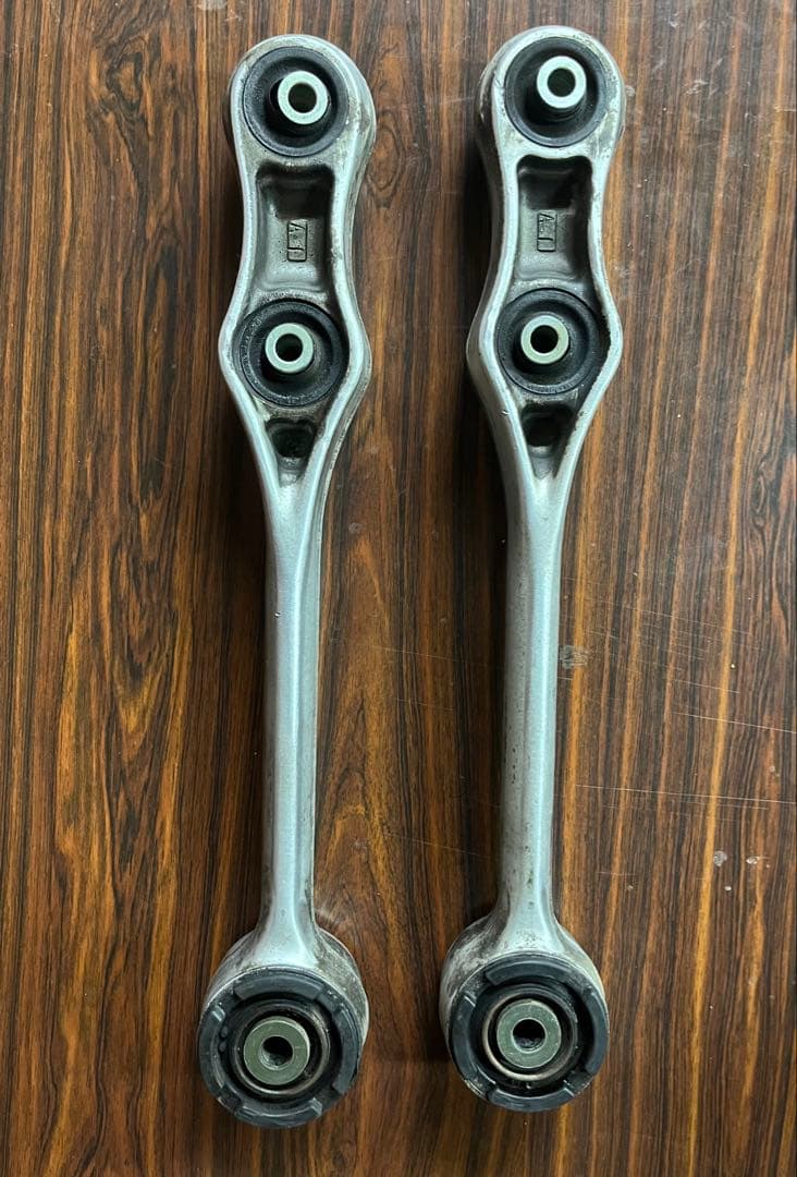 マツダ RX-7 FD3S リアロアアーム