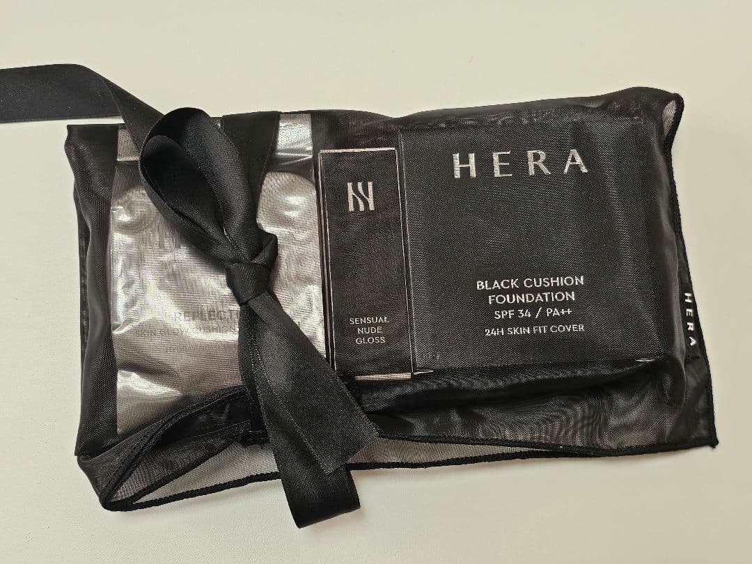 HERA ブラウニーボーイ クッションファンデ 限定セットノベルティ付