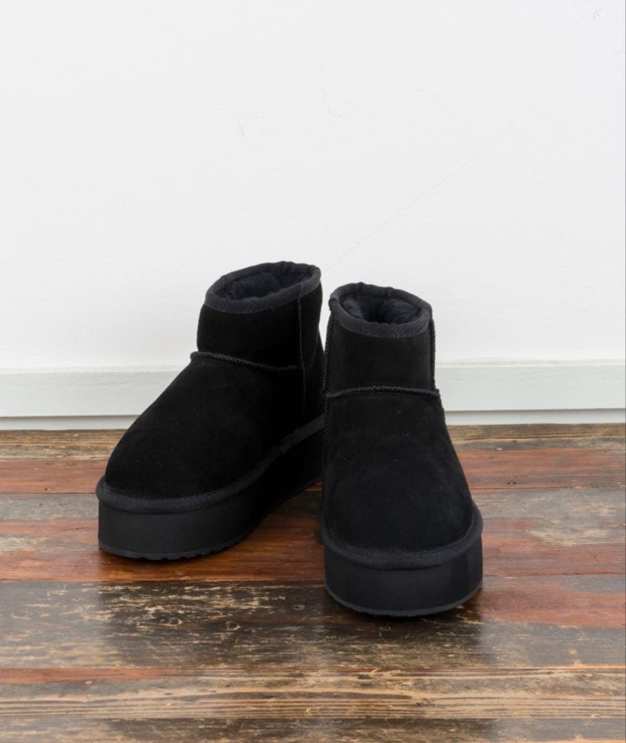 期間限定出品☆新品☆EMUショートミニ厚底ムートンブーツ☆7/24センチ