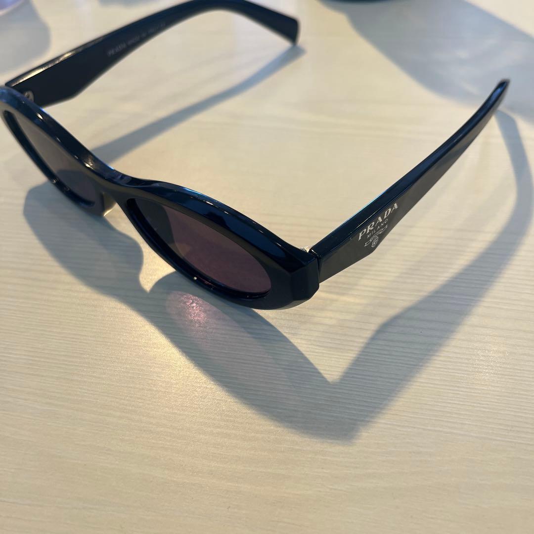 PRADA ブラック サングラス イタリア製
