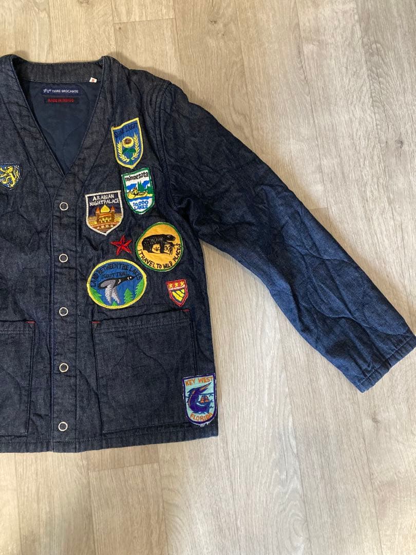 パッチ付きダークデニムカーディガン