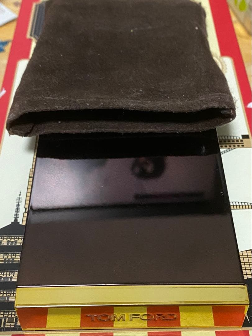 【極美品】トムフォード アイカラークォード 03A ボディヒート（布袋付き）