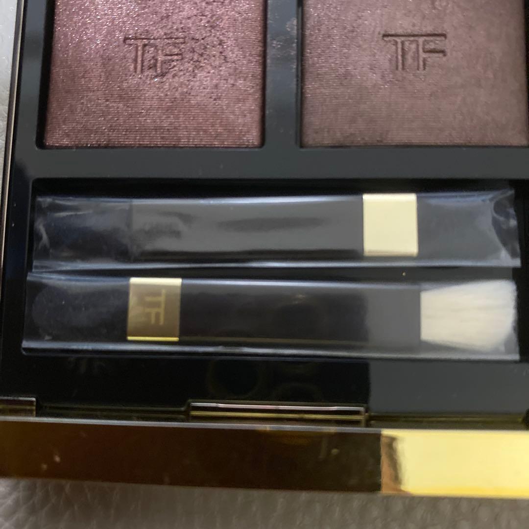 【極美品】トムフォード アイカラークォード 03A ボディヒート（布袋付き）