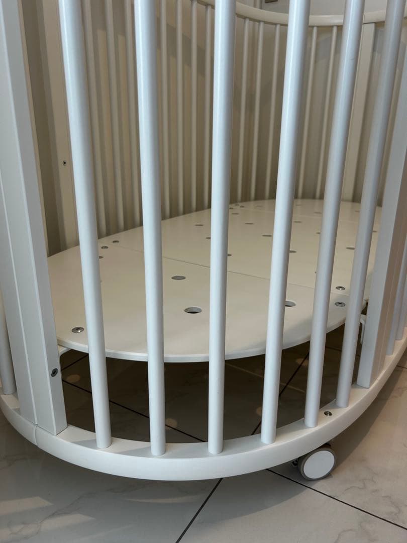 STOKKE ベビーベッド マットレス　シーツ　メッシュライナー付き