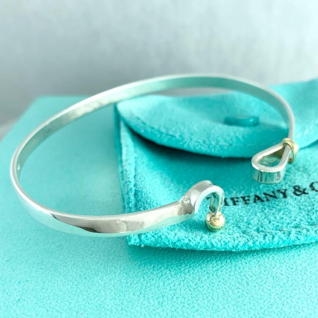 箱袋付き ティファニー フック&アイ バングル ゴールド ブレスレット WG1