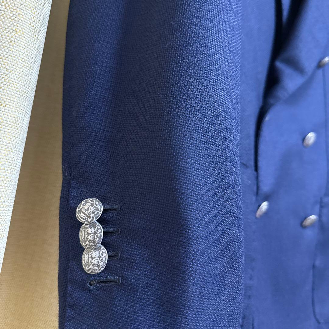 ネイビー ダブルブレストジャケット　チェザレ・アットリーニ