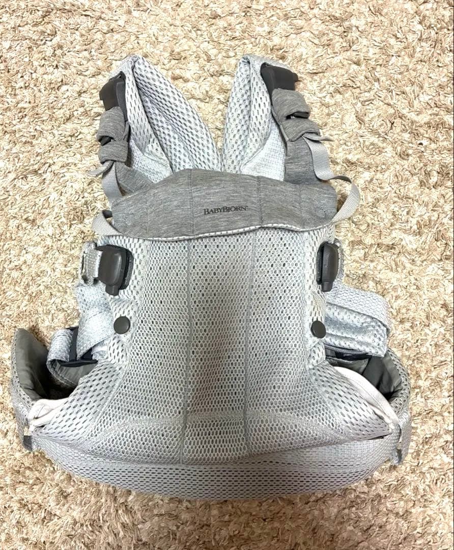 ✴︎BABYBJÖRN 抱っこ紐 ✴︎シルバー✴︎ベビービョルンハーモニー✴︎