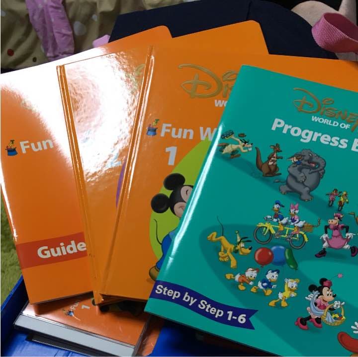 ディズニー英語システムDWE教材