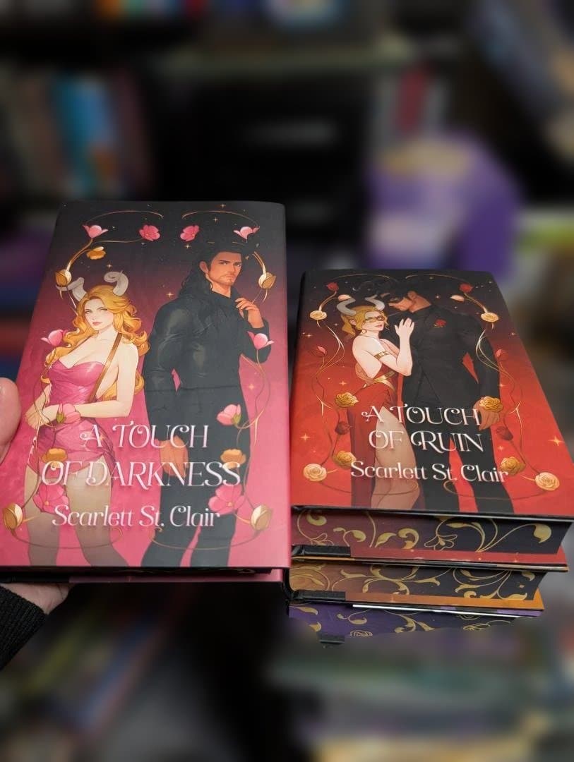 A Touch of Darkness 4巻セット Fairyloot