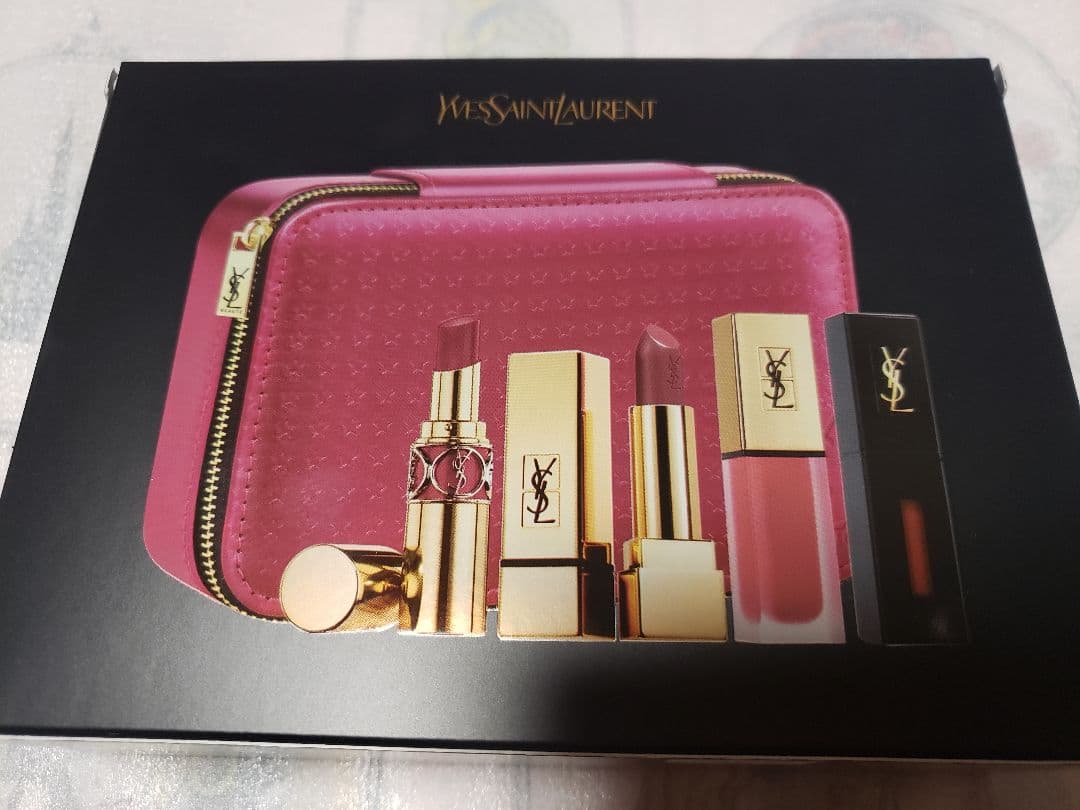 イヴ・サンローラン　海外限定品