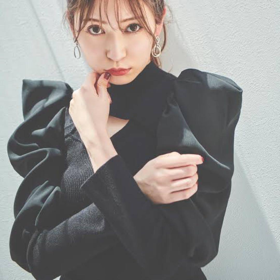 dazzlin 吉田朱里　コラボ　オープンデザインパフニットワンピース