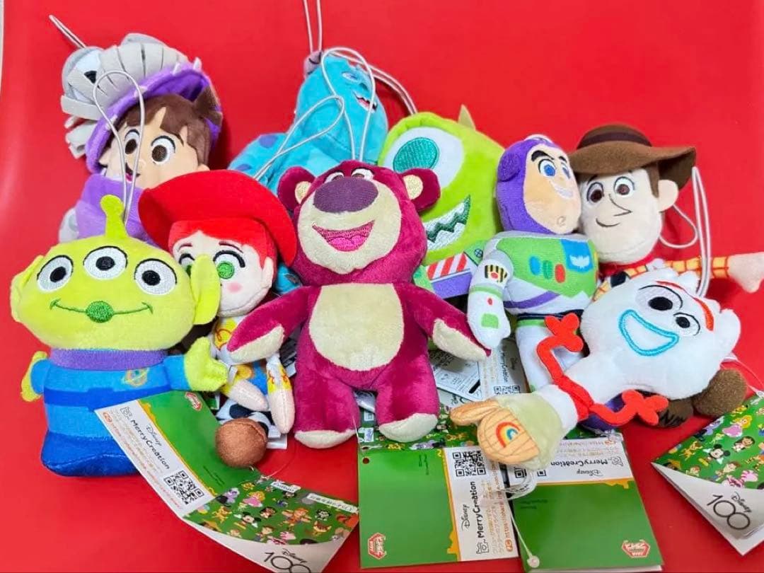 お値下げ中激レア100体セットディズニー100th セレブレーションマスコット！