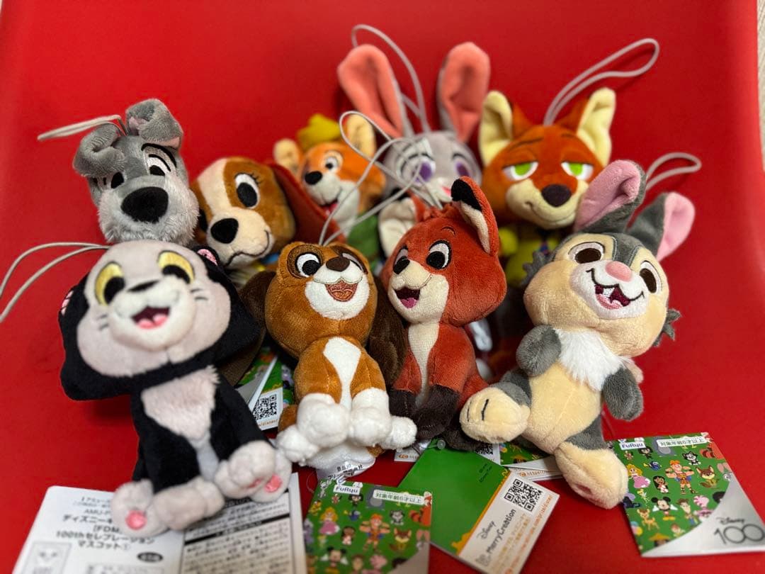 お値下げ中激レア100体セットディズニー100th セレブレーションマスコット！