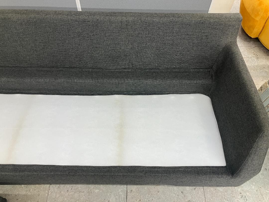 KEYUCA 3人掛けソファ オットマン付き グレー