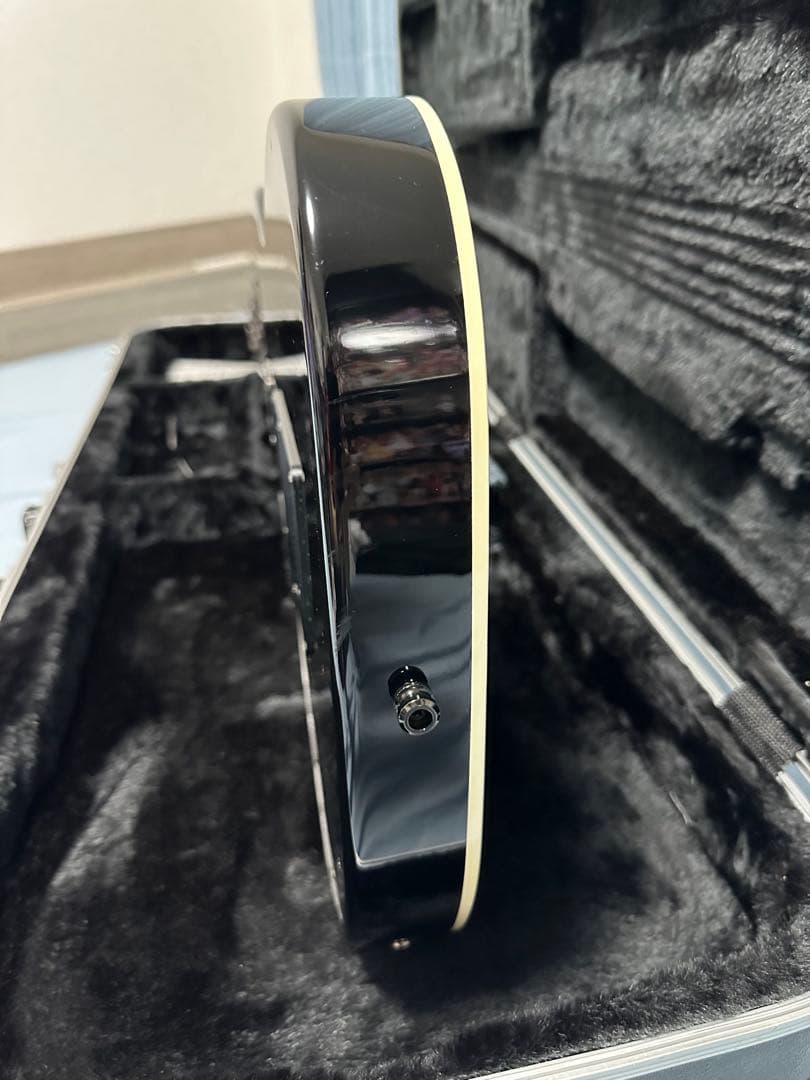 布袋寅泰モデルギター（シールドのみ）