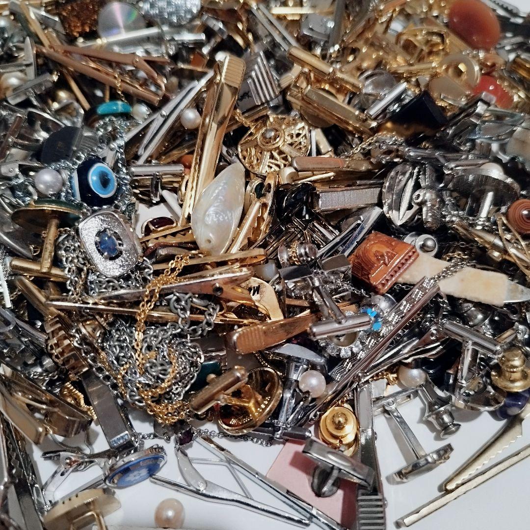 W*E様 アクセサリー　まとめ売り　約1.5kg　イミテーション