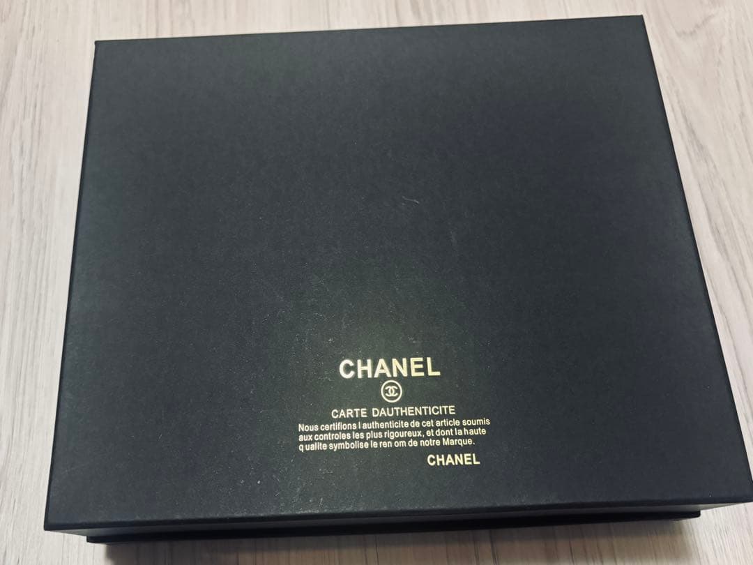 シャネル 海外限定VIPノベルティ チェーンショルダーバッグ ブラック ポーチ付