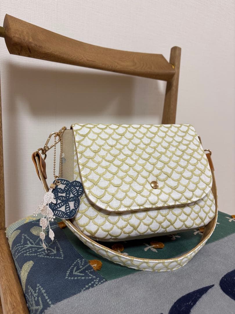 新入荷▫︎ハンドメイド▫︎ミナペルホネン▫︎ミディアムパン　肩ショルダー