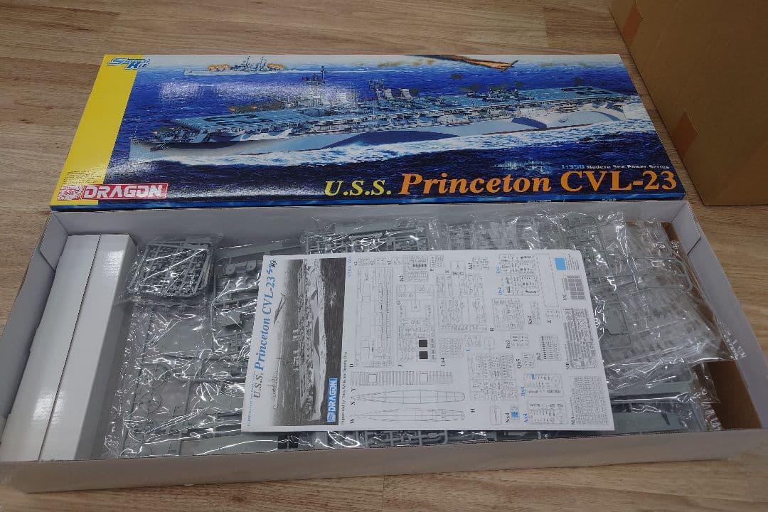 その他 DRAGON U.S.S. Princeton CVL-23 1055