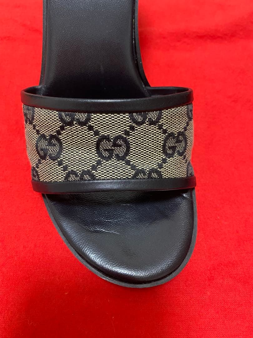GUCCIグッチ　サンダル　ミュール