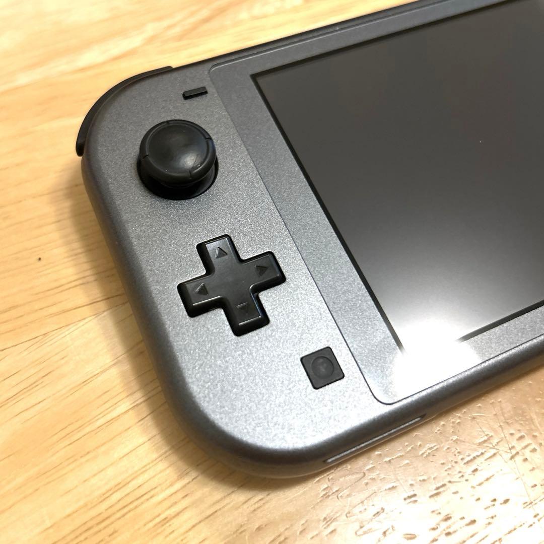 【美品】任天堂 Switch Lite ディアルガ・パルキア エディション