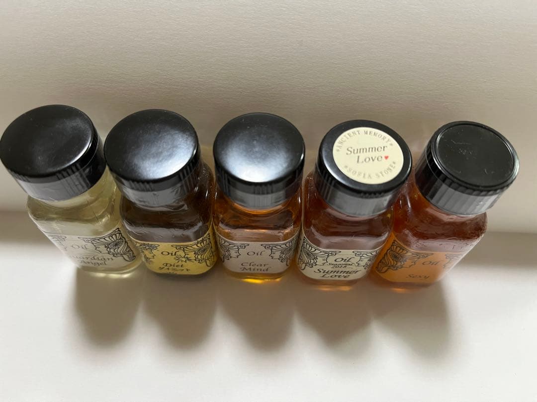 アンシェントメモリーオイル　35本まとめ売り　小瓶　スポイド　シール付き