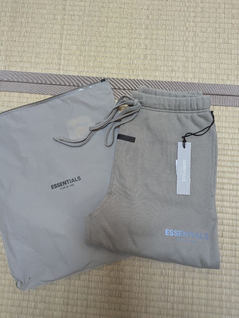 FOG ESSENTIALS　 SWEAT SHORTS XS