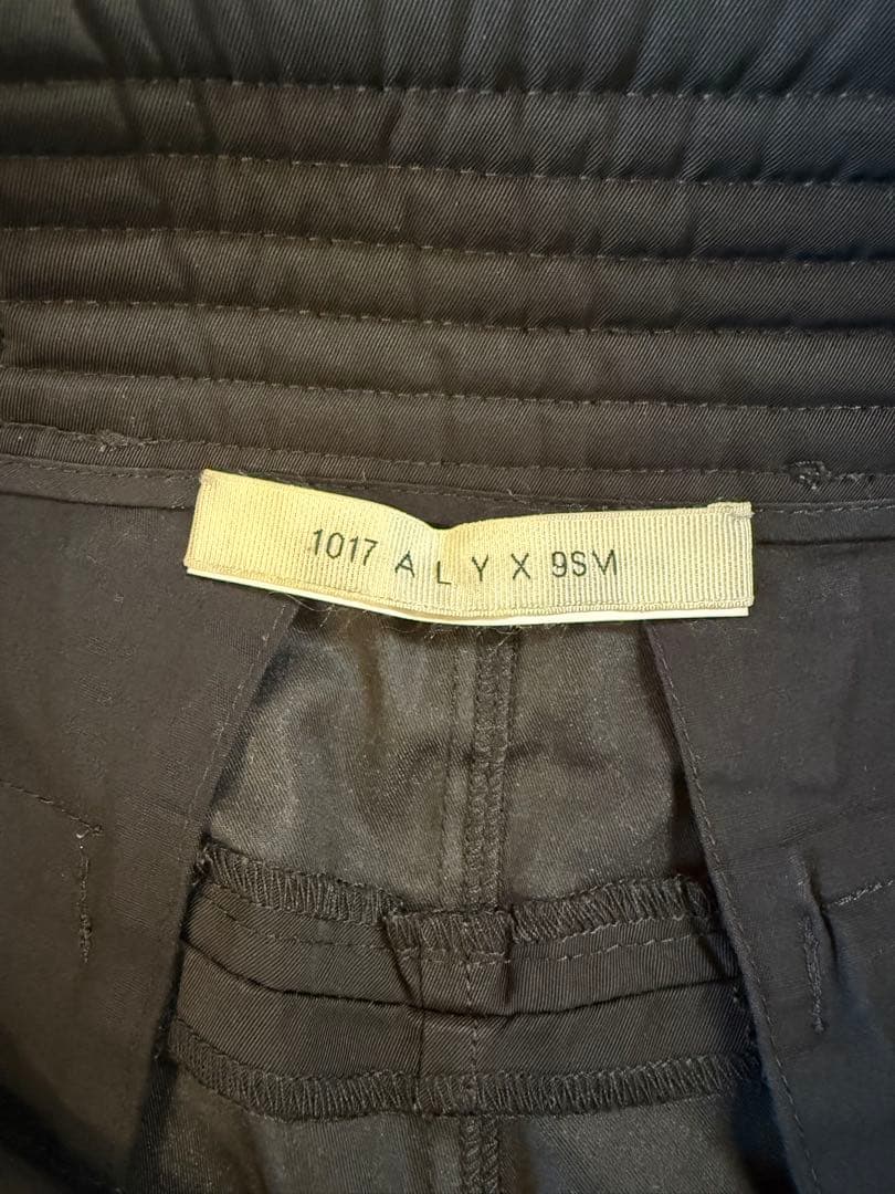 1017 ALYX 9SM TACTICAL SHORTS ショーツ