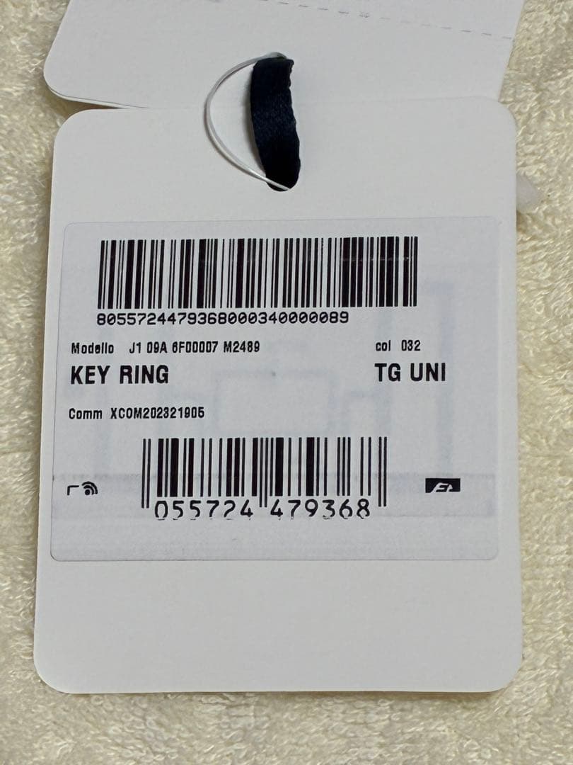 【新品】モンクレール　キーリング　ホワイト