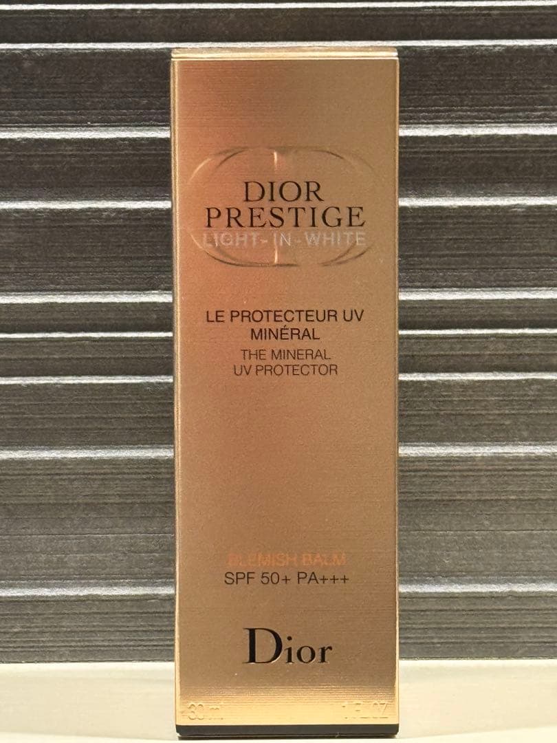 ディオール プレステージ ホワイトル プロテクター UVミネラル