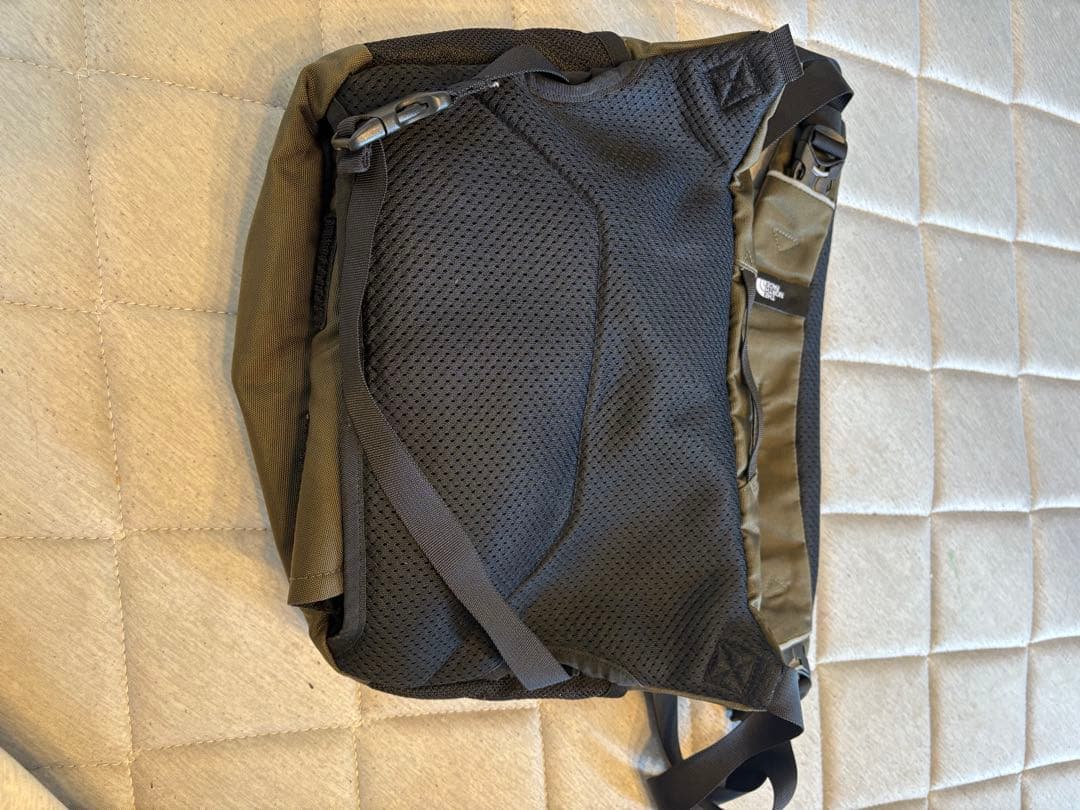 THE NORTH FACE スリングバッグ オリーブグリーン