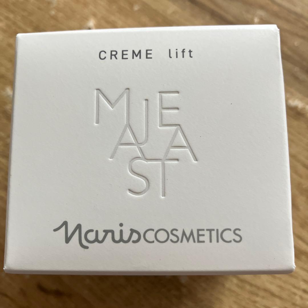 ナリスマジェスタ